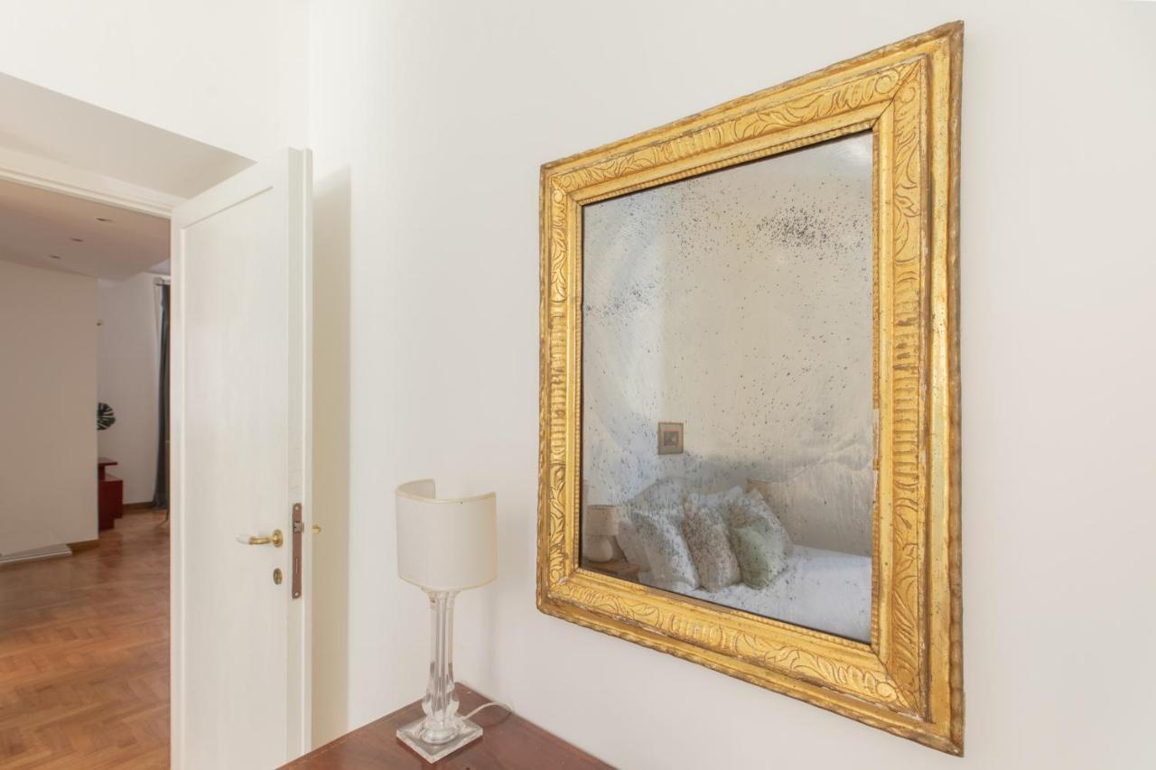 Iflat Red Roman Apartament Экстерьер фото