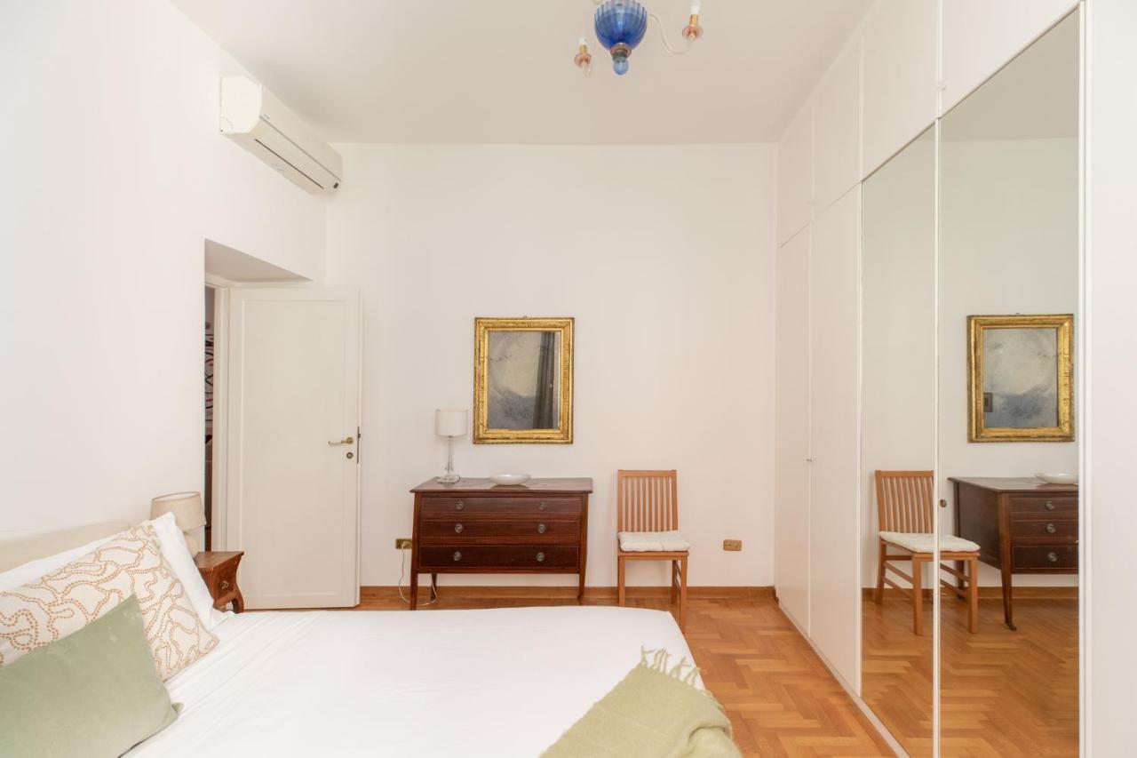 Iflat Red Roman Apartament Экстерьер фото